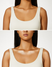 Load image into Gallery viewer, Body Shimmer
